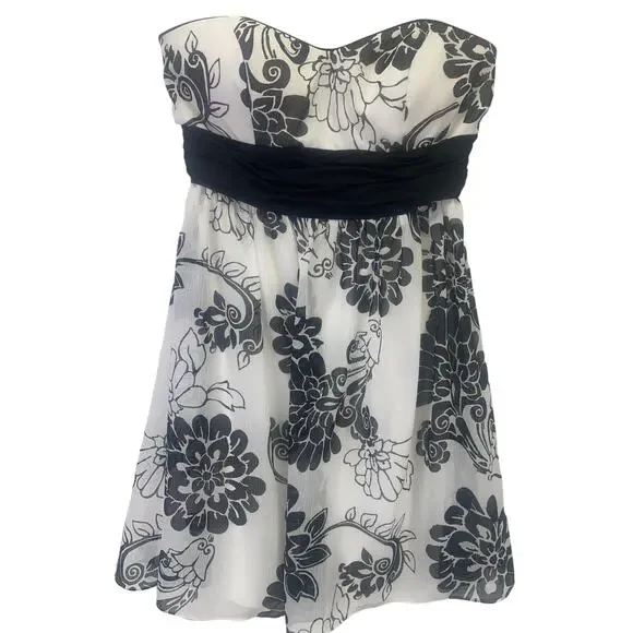 White House Black Market Sleeveless Princess Empire Waist Floral White/Blk Sz 8 - Picture 5 of 11